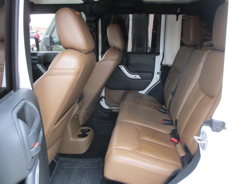 Jeep Wrangler Unlimited Vehicle Image 08