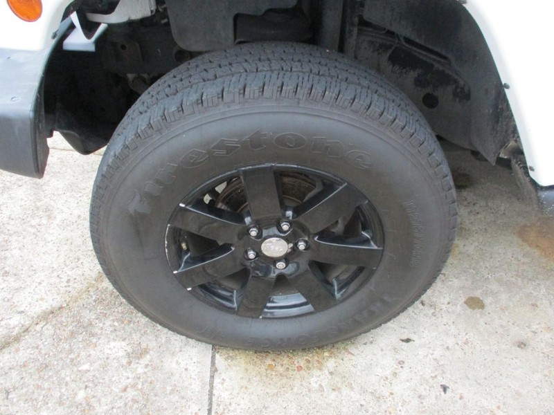 Jeep Wrangler Unlimited Vehicle Image 15