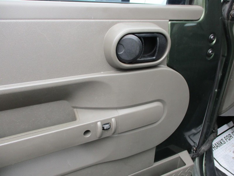 Jeep Wrangler Vehicle Image 11
