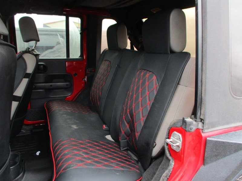 Jeep Wrangler Unlimited Vehicle Image 10