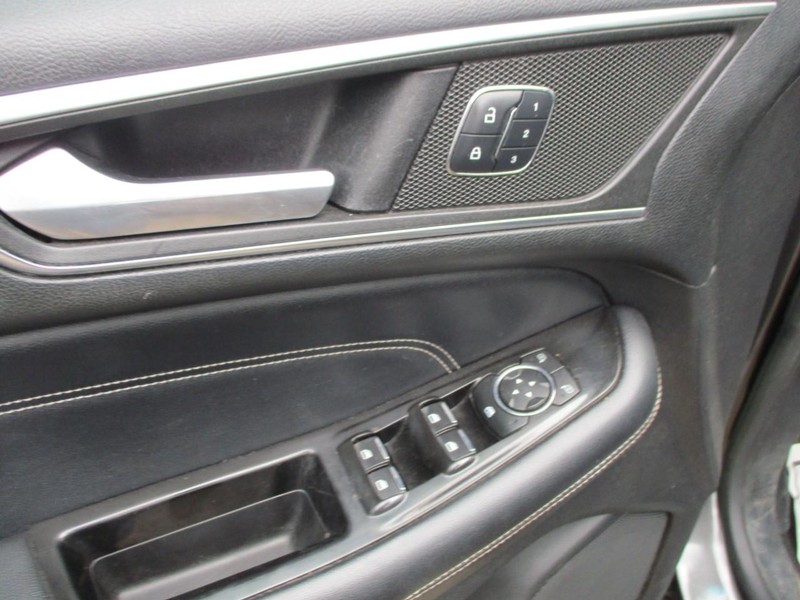 Ford Edge Vehicle Image 20