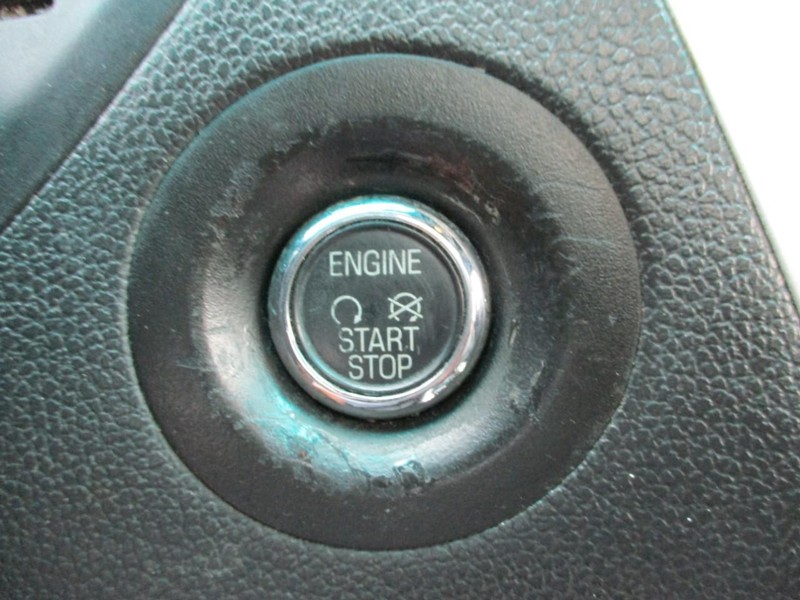 Ford Explorer Vehicle Image 19