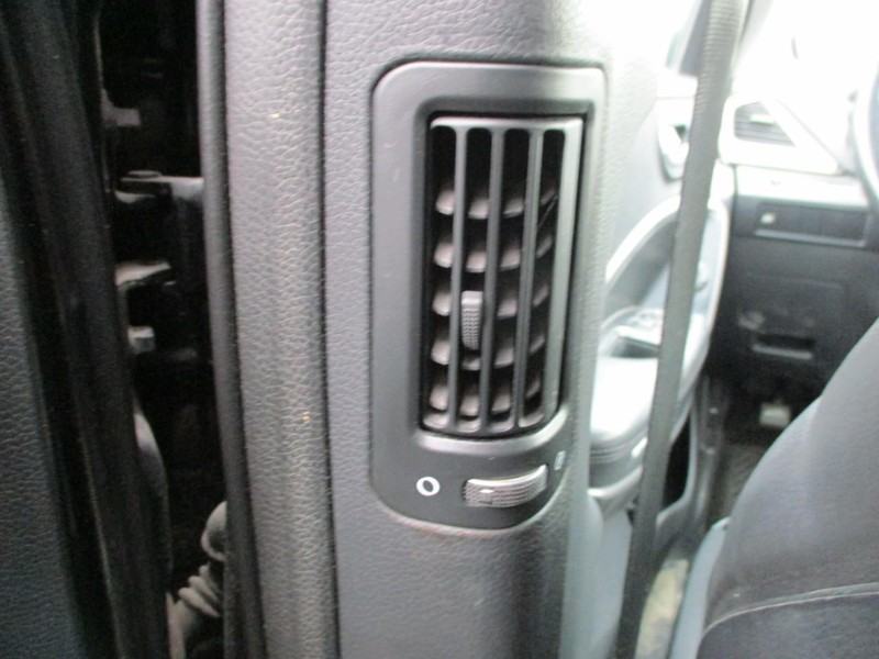 Hyundai Santa Fe Vehicle Image 20