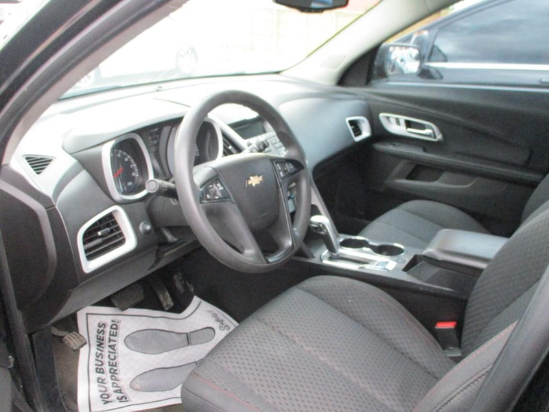 Chevrolet Equinox Vehicle Image 06
