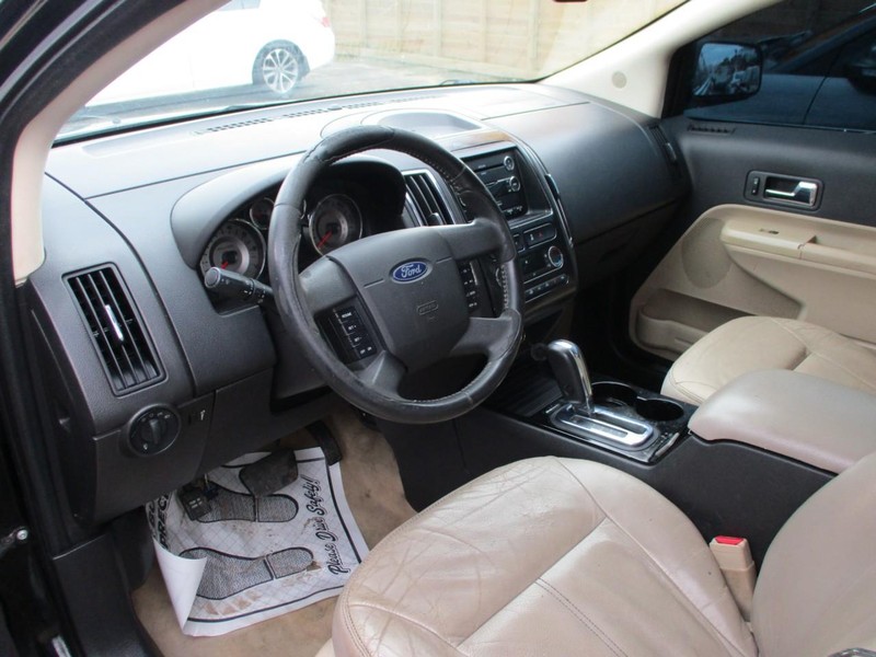 Ford Edge Vehicle Image 06
