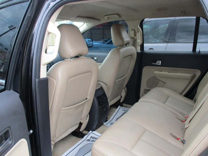 Ford Edge Vehicle Image 08