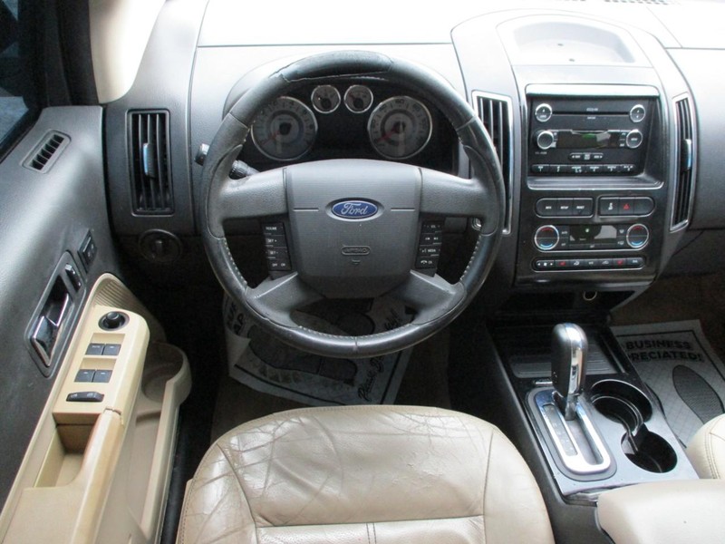 Ford Edge Vehicle Image 10