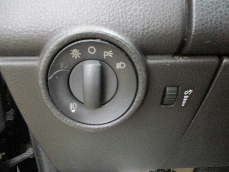 Ford Edge Vehicle Image 16