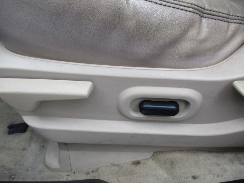 Ford Edge Vehicle Image 18