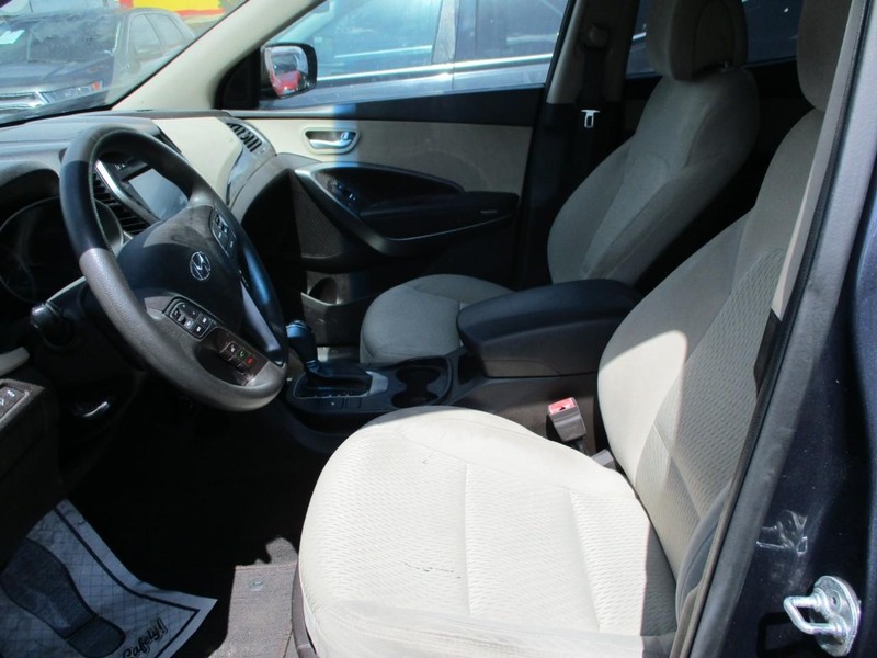 Hyundai Santa Fe Sport Vehicle Image 07
