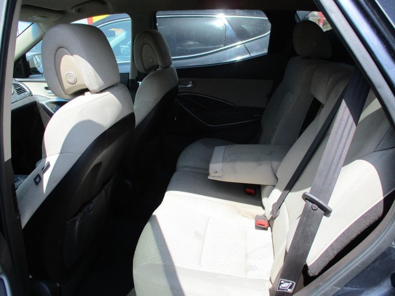 Hyundai Santa Fe Sport Vehicle Image 08