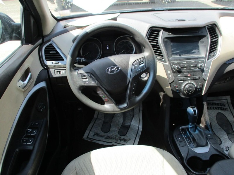 Hyundai Santa Fe Sport Vehicle Image 09
