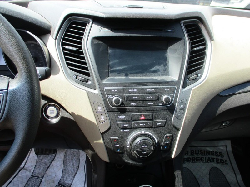 Hyundai Santa Fe Sport Vehicle Image 10