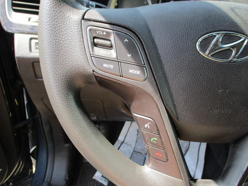 Hyundai Santa Fe Sport Vehicle Image 11