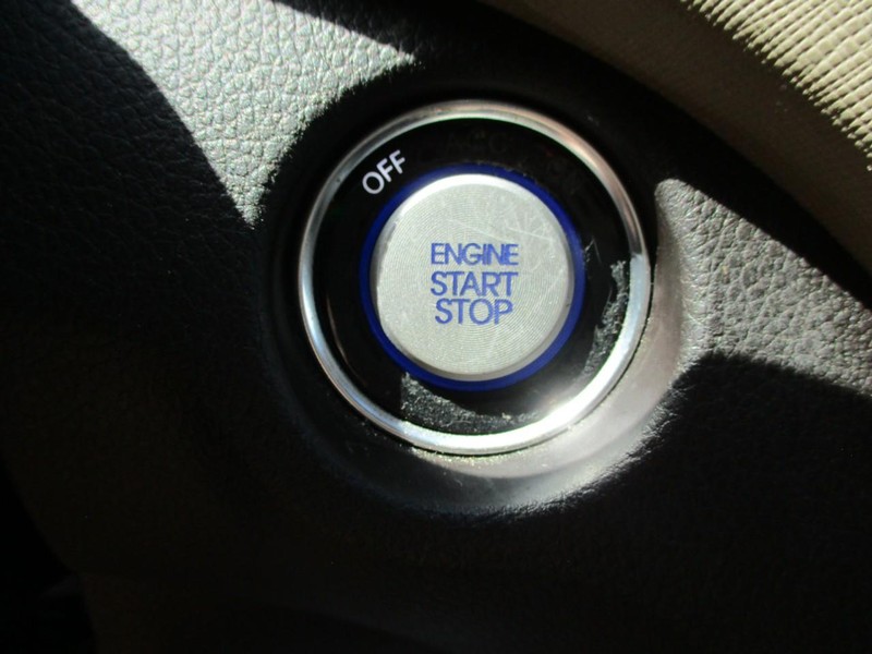 Hyundai Santa Fe Sport Vehicle Image 15