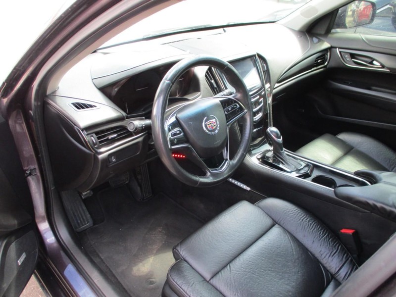 Cadillac ATS Vehicle Image 06