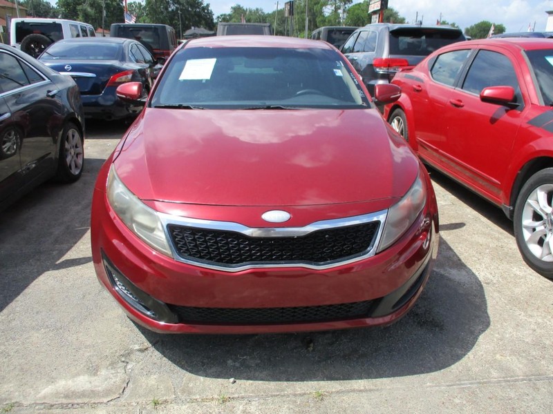 Kia Optima Vehicle Image 02