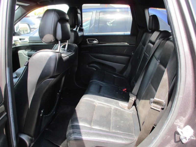 Jeep Grand Cherokee Vehicle Image 07