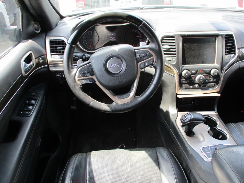 Jeep Grand Cherokee Vehicle Image 08