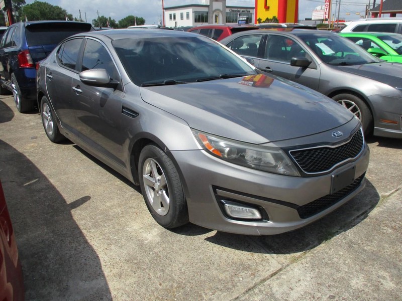 Kia Optima Vehicle Image 03