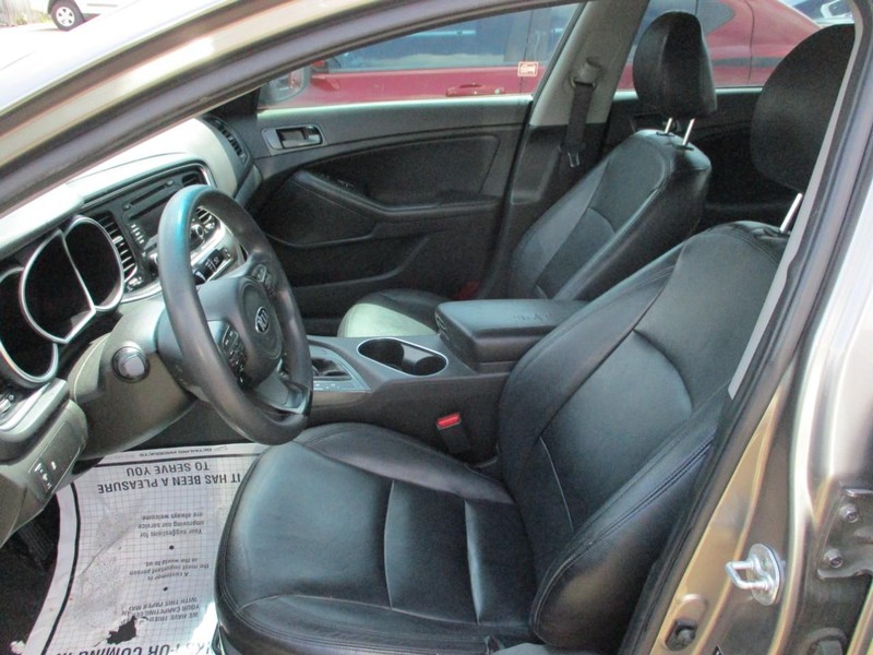 Kia Optima Vehicle Image 07