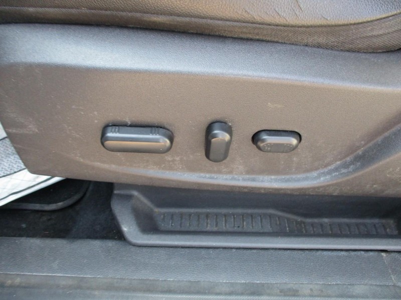 Ford Escape Vehicle Image 05