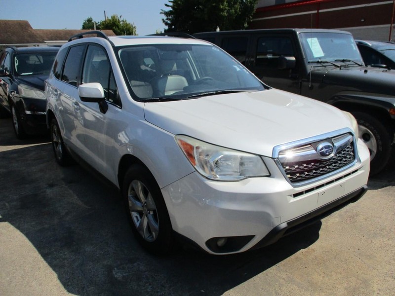 Subaru Forester Vehicle Image 02