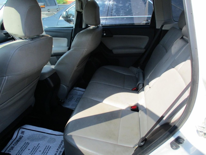 Subaru Forester Vehicle Image 07