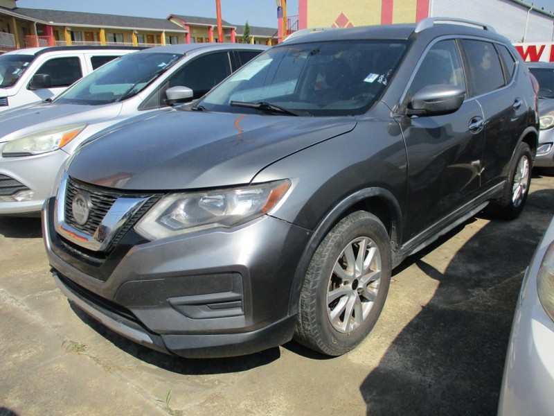 Nissan Rogue Vehicle Image 02
