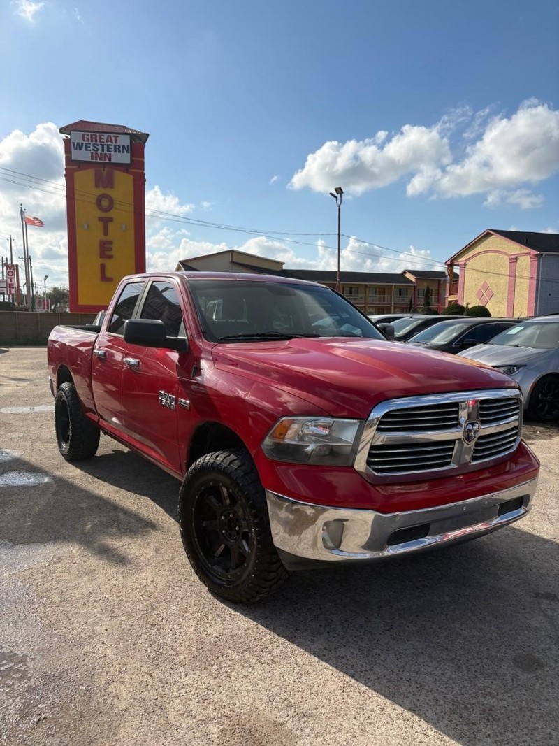 Ram 1500 Vehicle Image 02