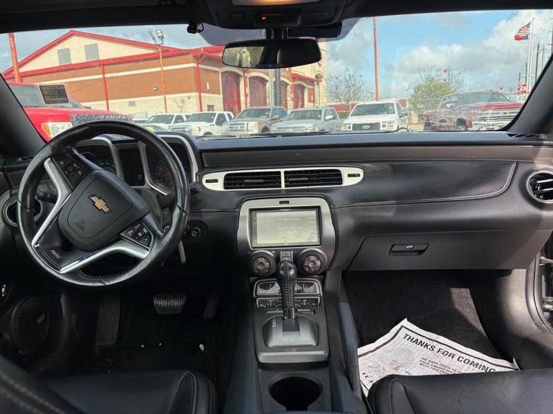 Chevrolet Camaro Vehicle Image 06