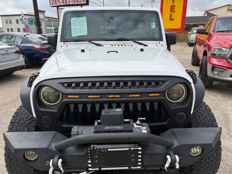 Jeep Wrangler Unlimited Vehicle Image 03