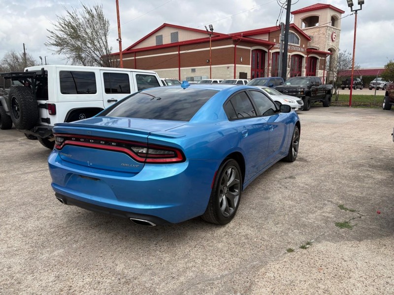 Dodge Charger Vehicle Image 04