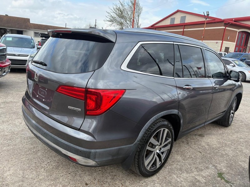 Chevrolet Tahoe Vehicle Image 04