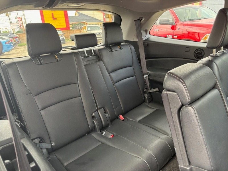 Chevrolet Tahoe Vehicle Image 06