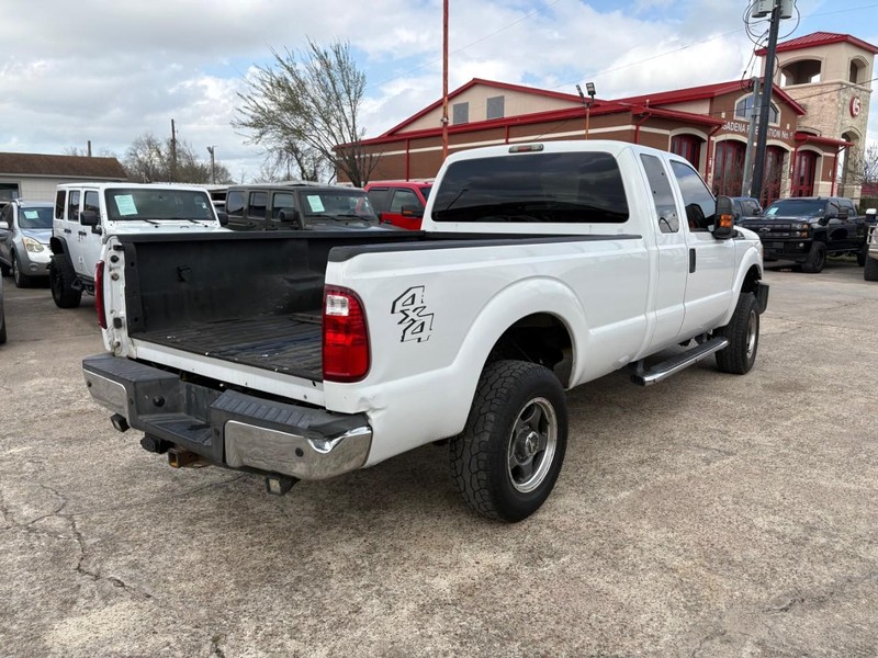 Ford Super Duty F-250 SRW Vehicle Image 04