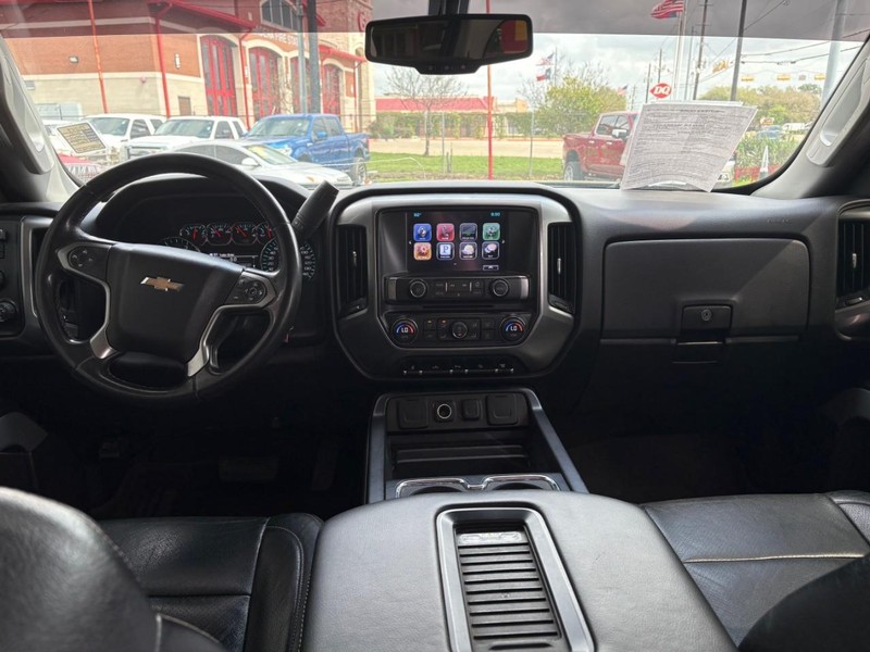 Chevrolet Silverado 2500HD Vehicle Image 06