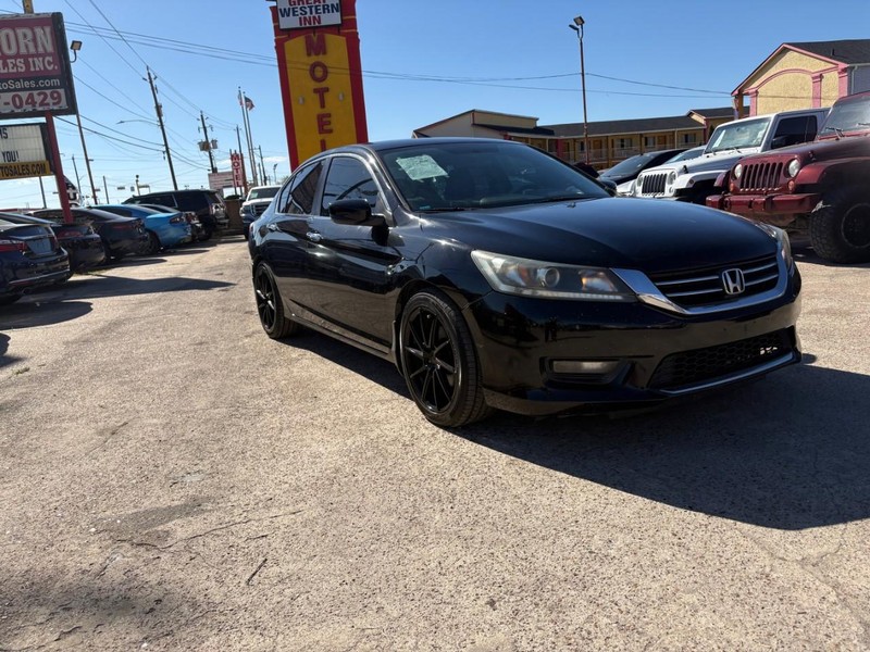 Honda Accord Sedan Vehicle Image 02