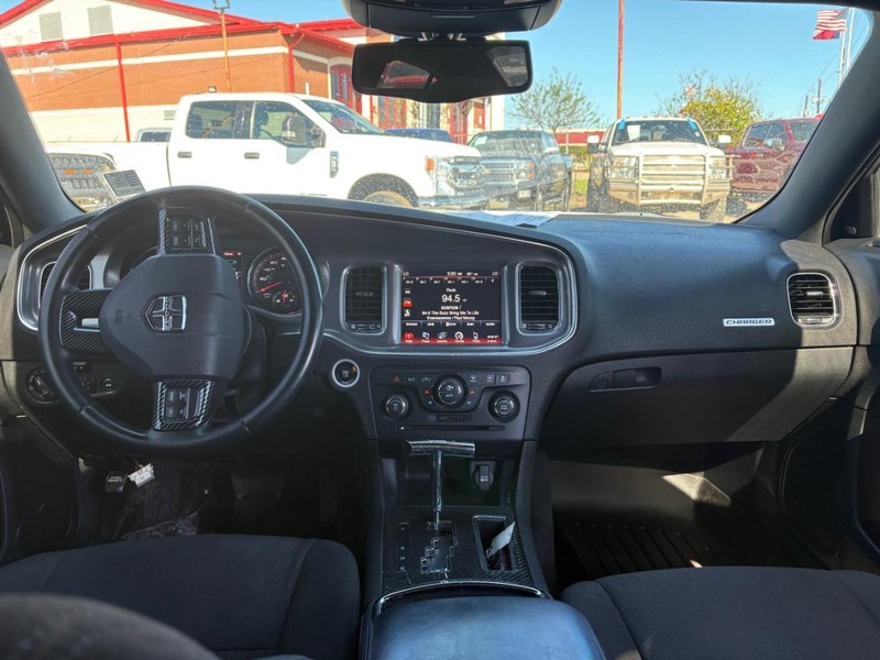 Dodge Charger Vehicle Image 06