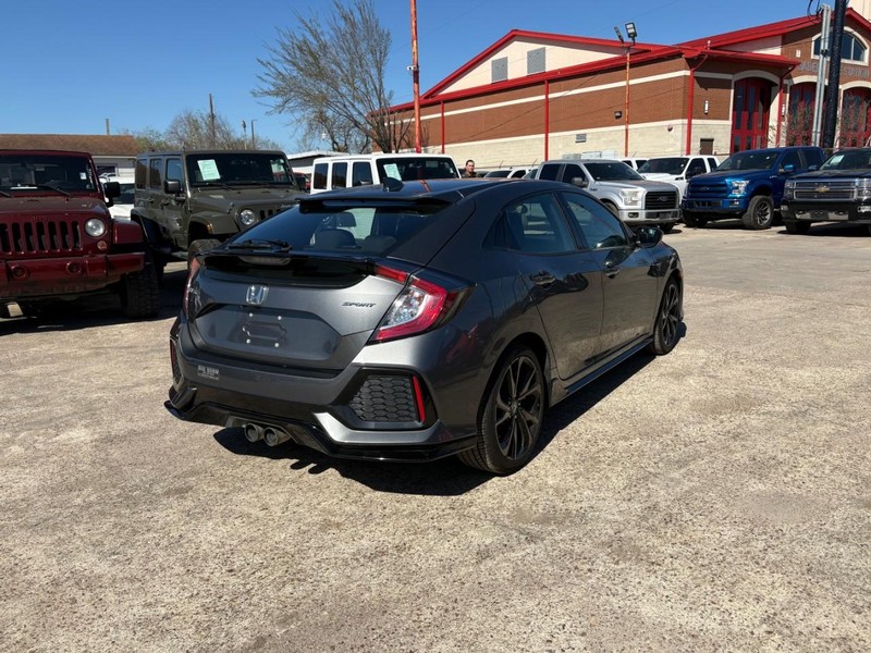 Honda Civic Hatchback Vehicle Image 04