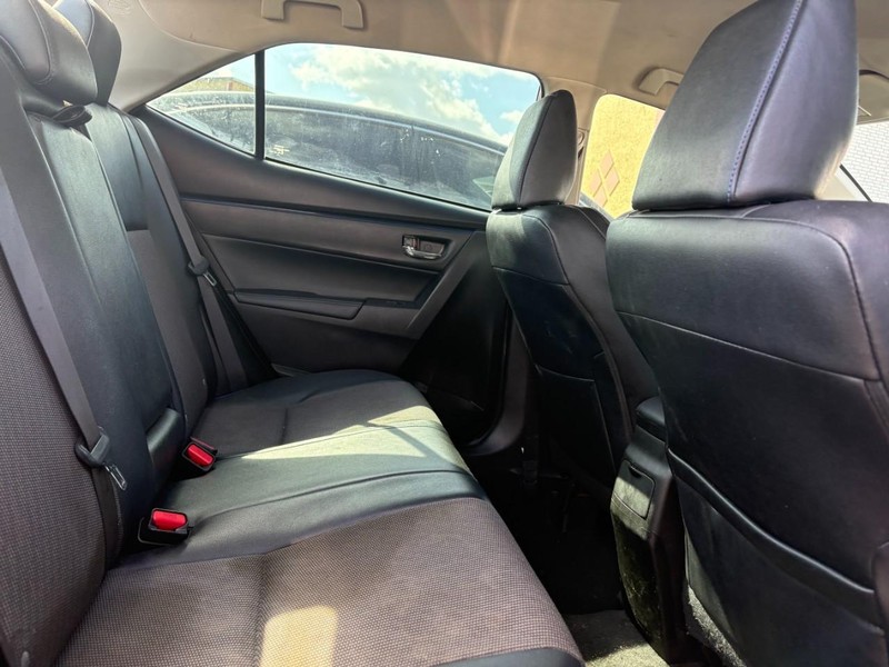 Toyota Corolla Vehicle Image 05