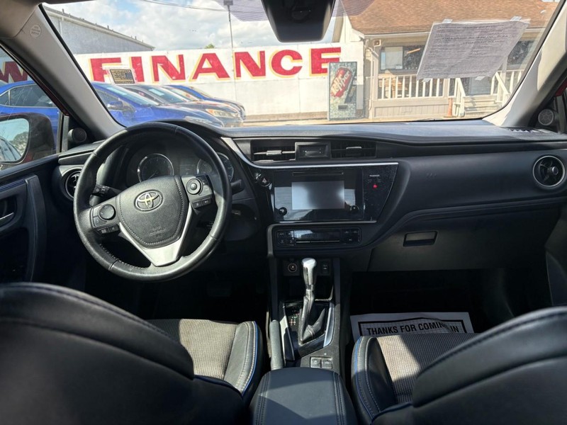 Toyota Corolla Vehicle Image 06