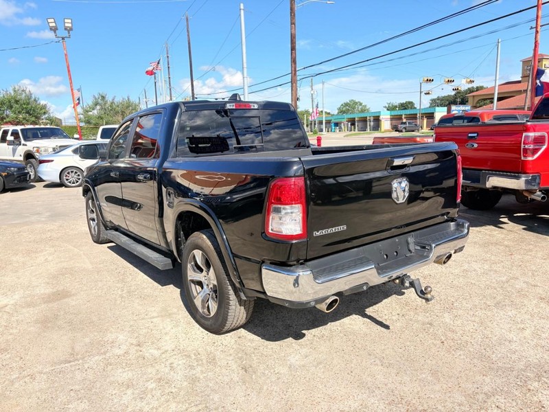 Ram 1500 Vehicle Image 03