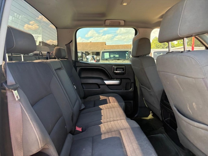 Chevrolet Silverado 1500 Vehicle Image 05