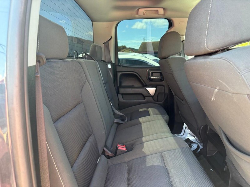 Chevrolet Silverado 1500 Vehicle Image 05