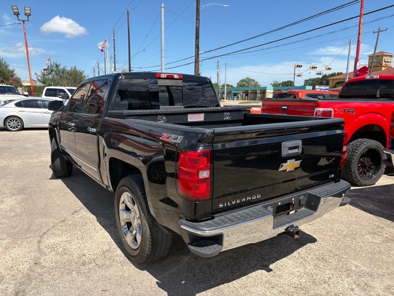Chevrolet Silverado 1500 Vehicle Image 03