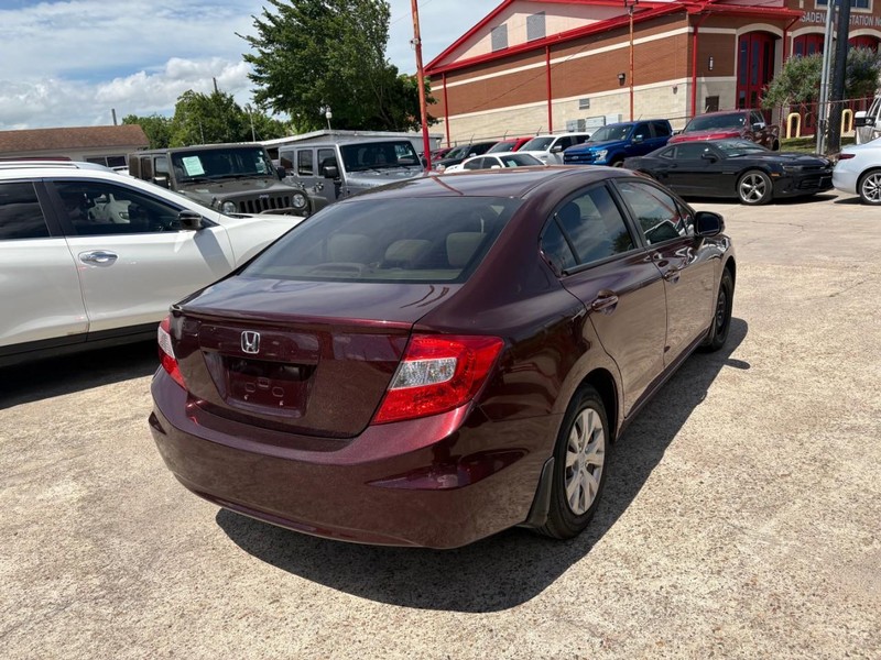 Honda Civic Sedan Vehicle Image 04