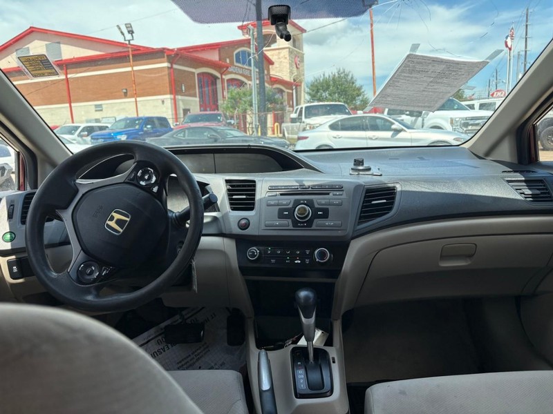 Honda Civic Sedan Vehicle Image 06