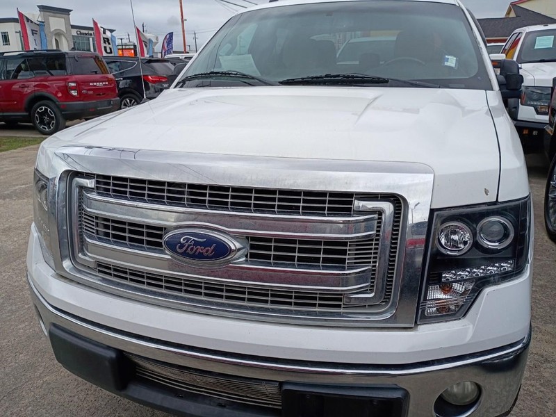 Ford F-150 Vehicle Image 02