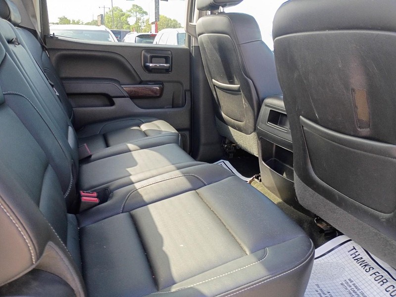 GMC Sierra 1500 Vehicle Image 10